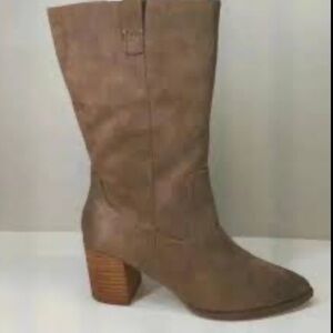 DV by Dolce Vita Tezza Bootie – mid calf Brown Suede new  6.5 S13 make offer